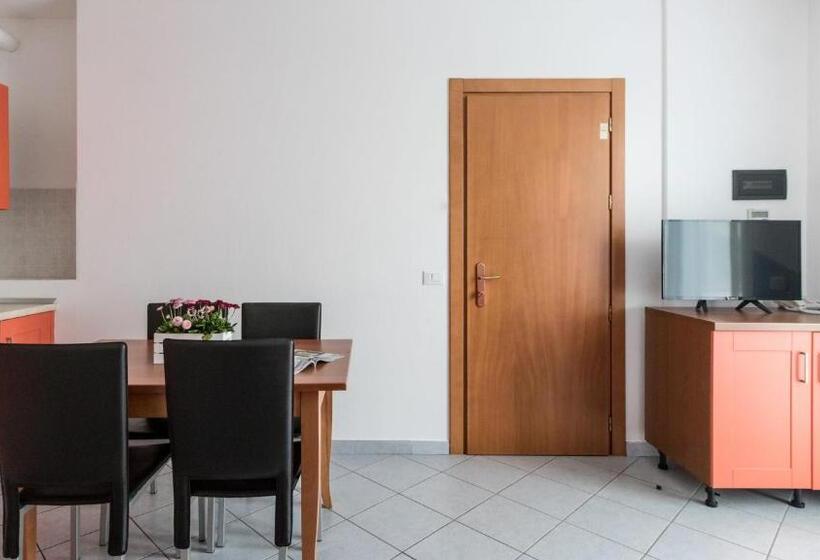 آپارتمان 1 خوابه با چشم‌انداز دریا, Residence Il Poggio
