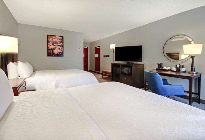 Номер Стандарт Адаптированный для Инвалидов, Hampton Inn & Suites Teaneck Glenpointe