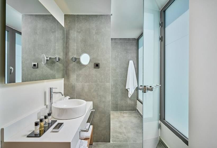 اتاق لوکس با چشم‌انداز باغ, Lindos Grand Resort & Spa   Adults Only