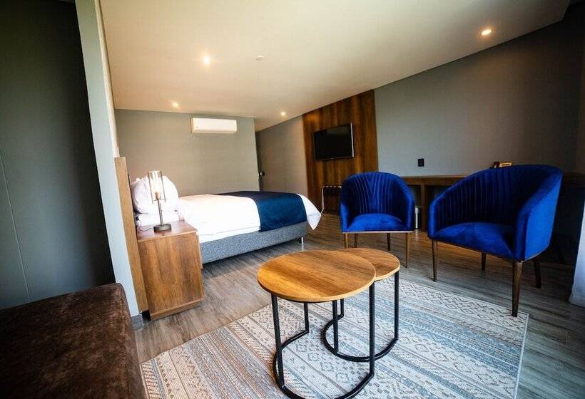 Номер Deluxe, Café Hotel Medellín