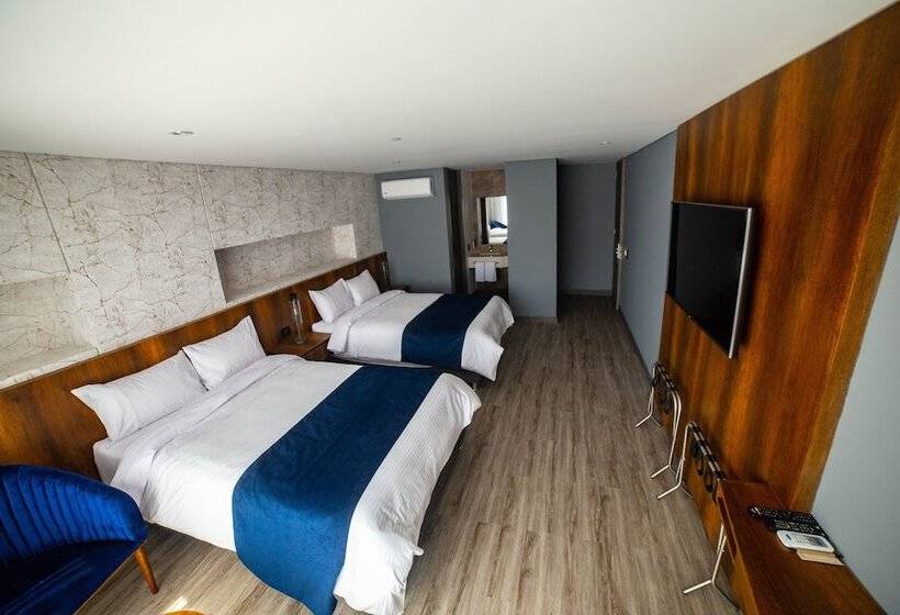 Четырехместный Номер Superior, Café Hotel Medellín