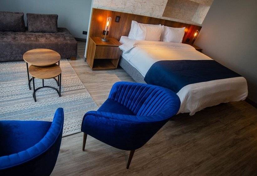 Номер Deluxe, Café Hotel Medellín