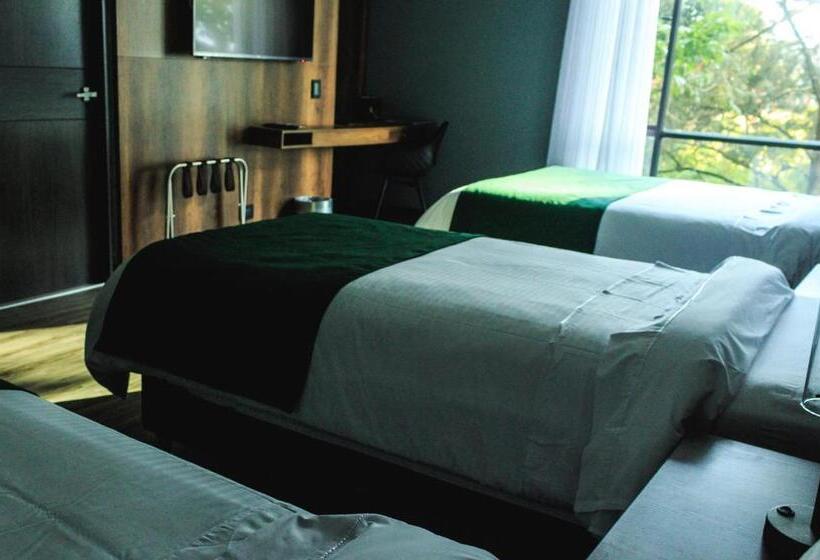 Четырехместный Номер Superior, Café Hotel Medellín