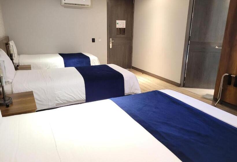 Четырехместный Номер Superior, Café Hotel Medellín