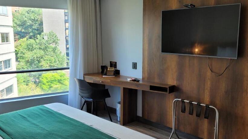 Номер Deluxe, Café Hotel Medellín