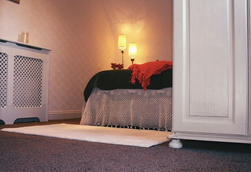 Номер Стандарт, Beaufort House Accomodation