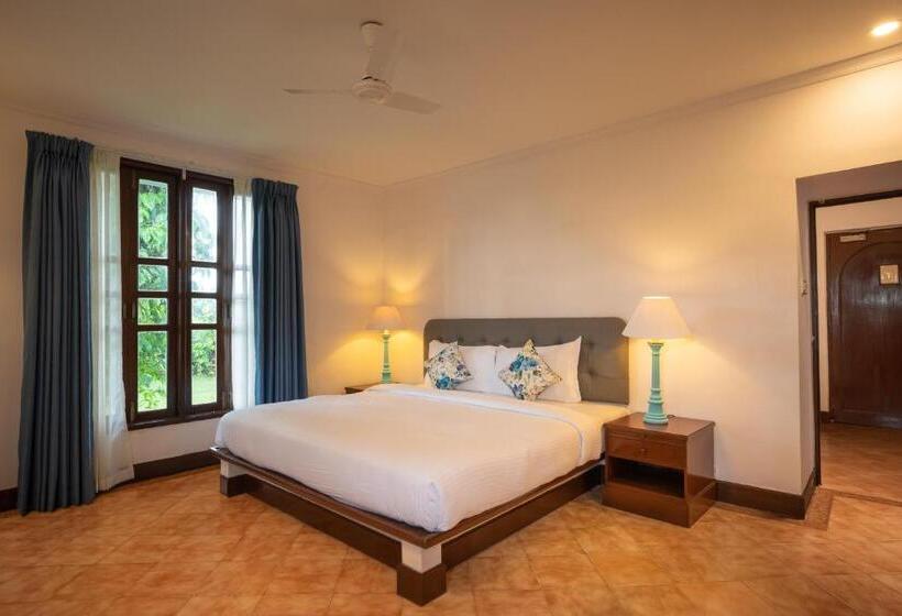 豪华房间, Coconut Grove Beach Resort
