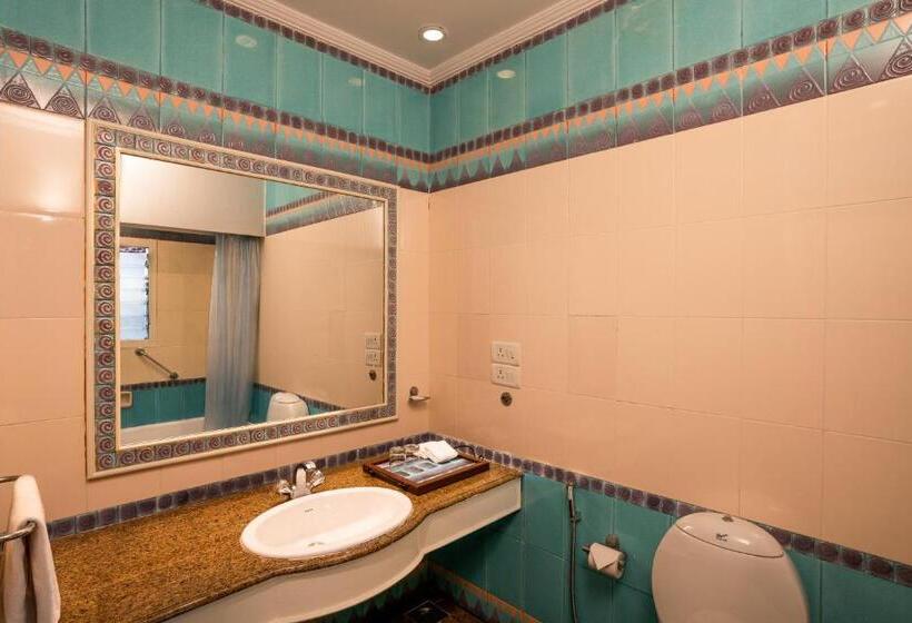 豪华房间, Coconut Grove Beach Resort