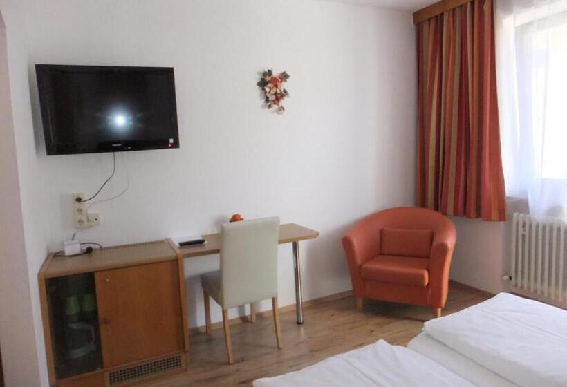 Classic room with balcony, Apart Pension Oberreiter