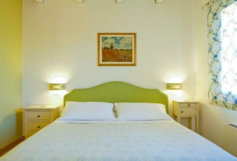اتاق استاندارد, L'orso E L'ape B&b