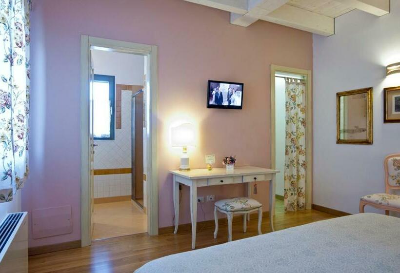 اتاق استاندارد, L'orso E L'ape B&b