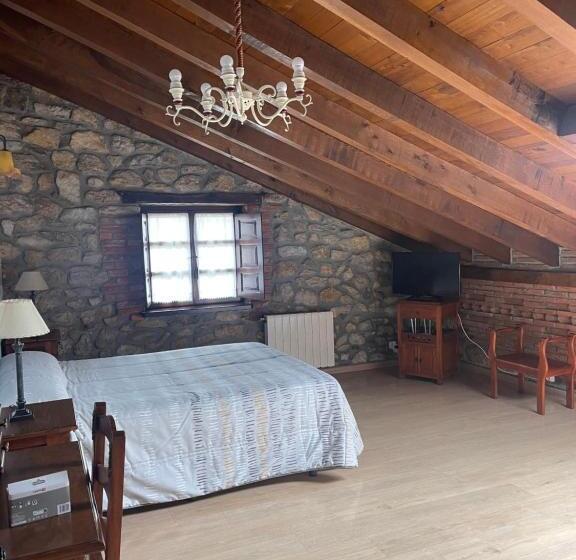 Номер Стандарт Трехместный, Posada La Llosa De Viveda   Adults Only