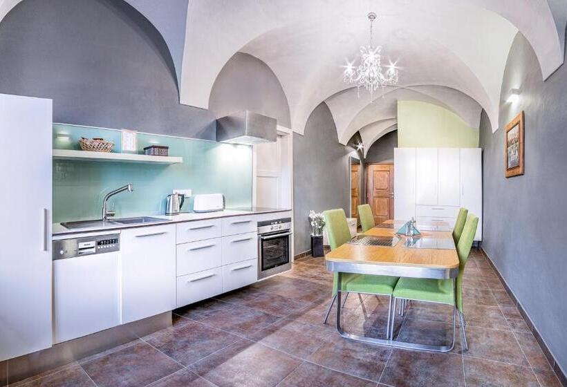 Апартаменты 1 Спальня, Apartmany Chornitzeruv Dum