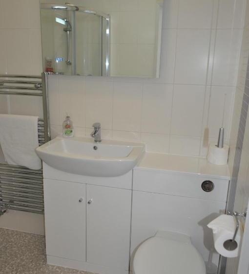 Семейный Номер, Avoncot Guest House