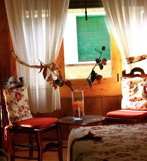 Номер Стандарт, Hostal Escartín