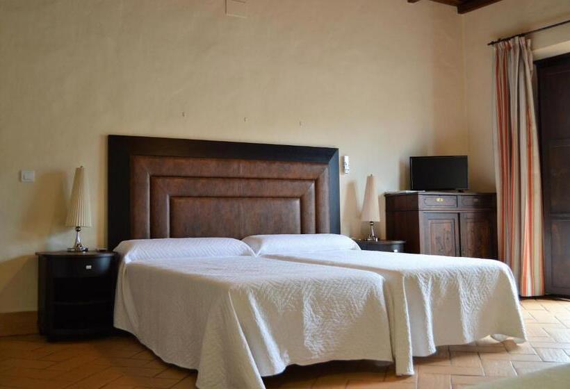 Номер Стандарт Трехместный, Apartamentos Turísticos   Hostal Los Alisos