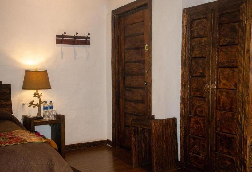 Люкс Кровать Кинг, Hacienda Hostería Dos Chorreras