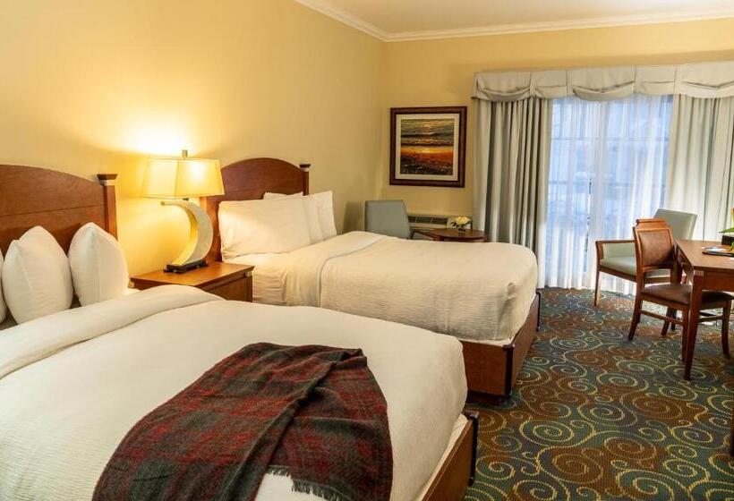 Номер Стандарт 2 Двуспальные Кровати, Inn At The Harbour