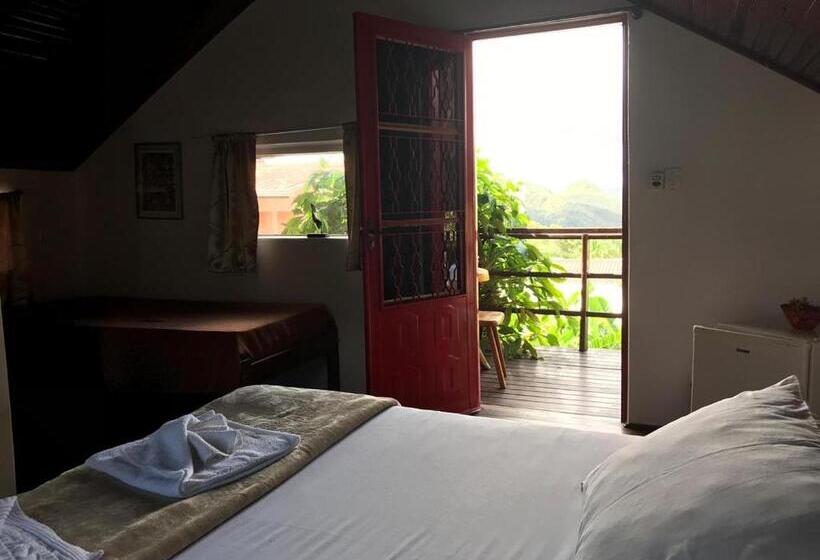 Номер Стандарт Трехместный, Buddy's Hostel & Pousada Alto Paraiso