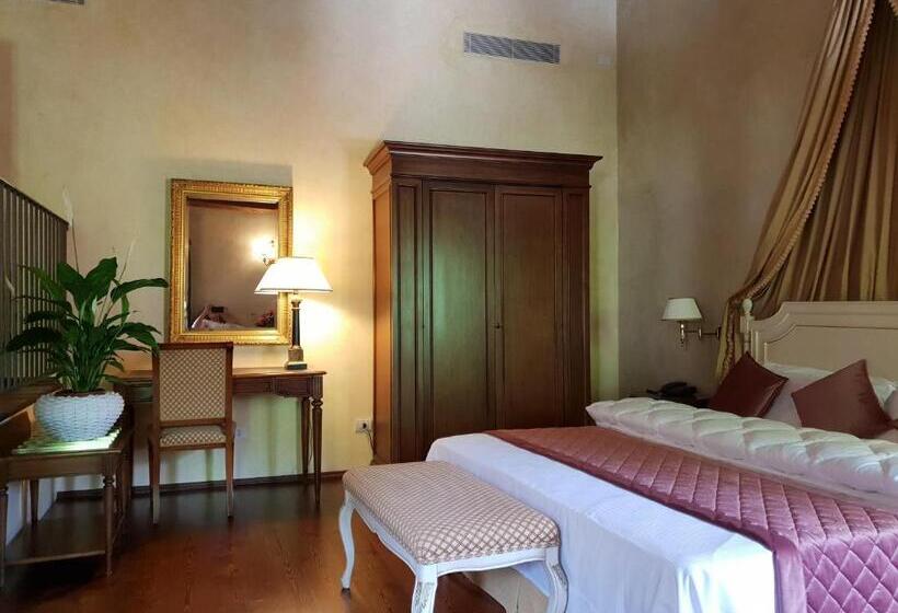 주니어 스위트, I Giardini Segreti Di Villa Marcello Marinelli