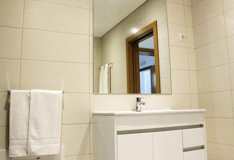 اتاق استاندارد سه نفره, Casa Praia Mar
