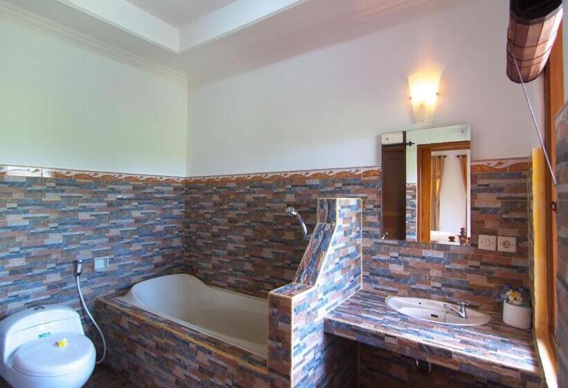 Трехместный Номер Deluxe, Ganesha Ubud Inn