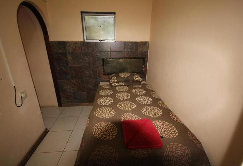 Family Room, Ingwe Guesthouse