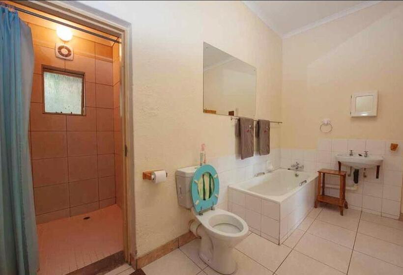 Camera Deluxe, Ingwe Guesthouse