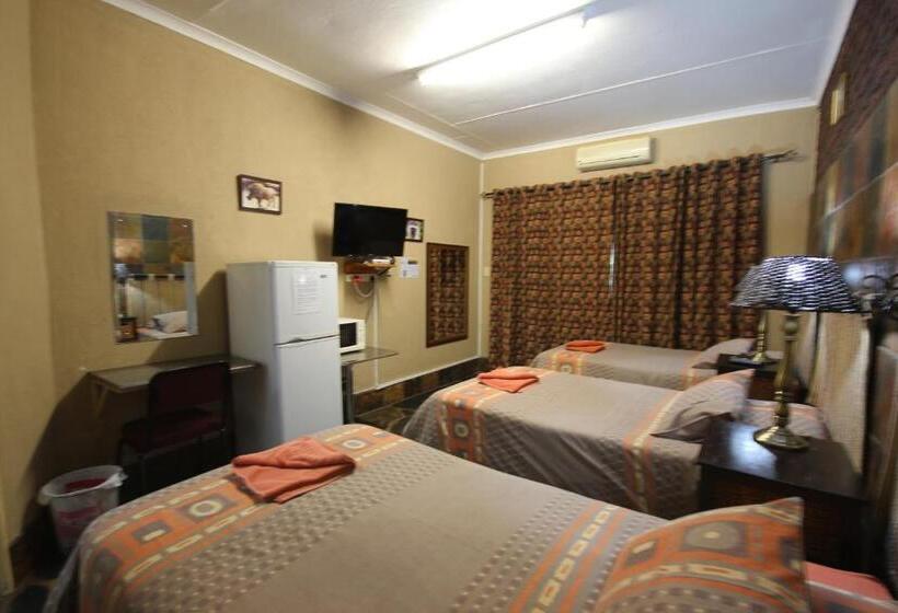 Habitació Triple Comfort, Ingwe Guesthouse