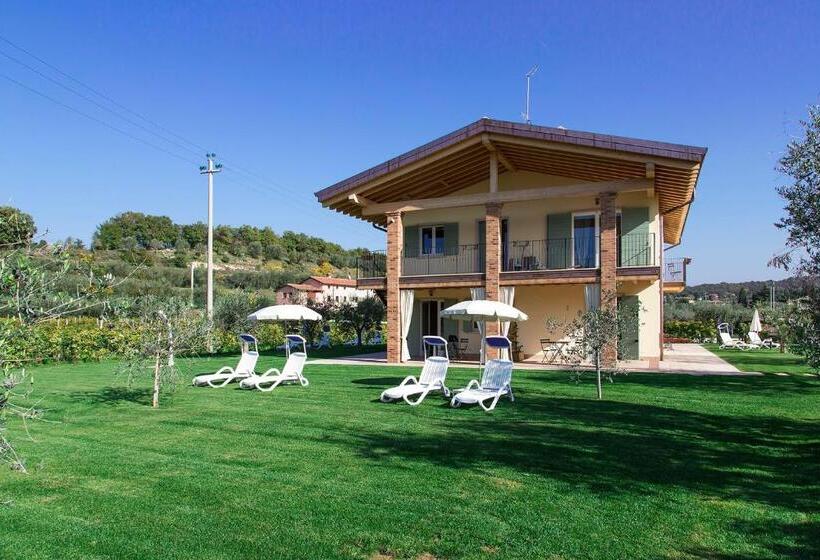 חדר דלוקס, Agriturismo La Rocca