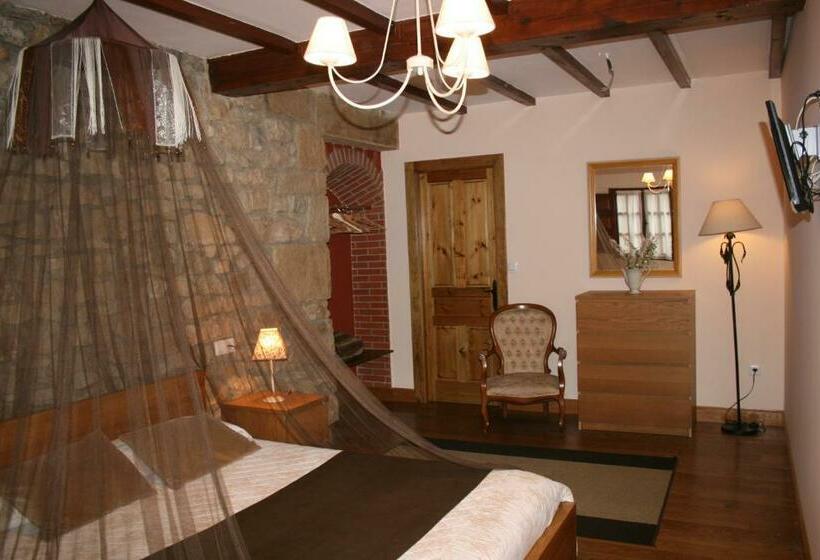 Quarto Estandar com Hidromassagem, Trisileja En Posada La Busta