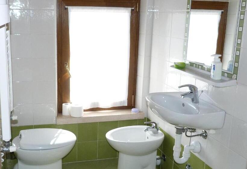 اتاق استاندارد, Agriturismo Ai Due Volti
