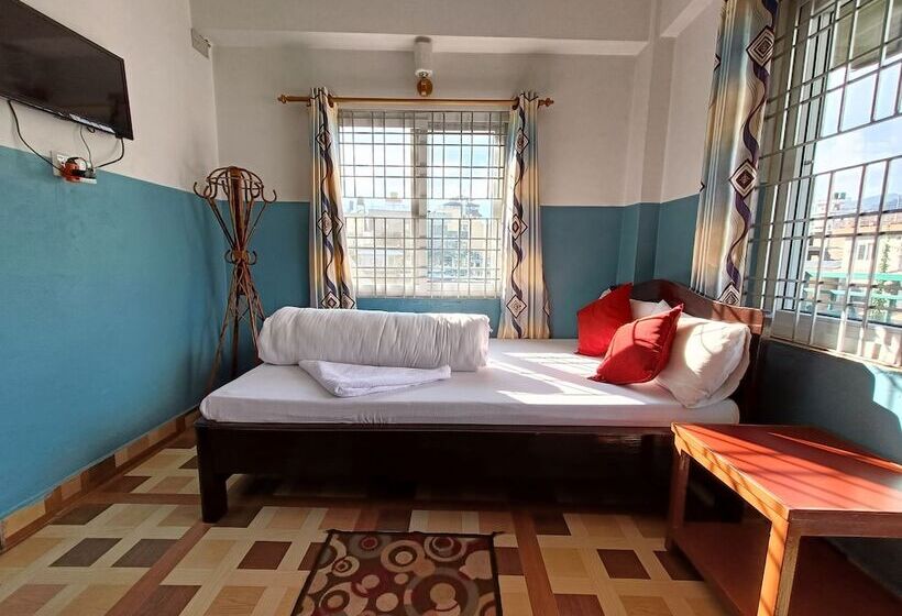 スタンダードルーム, R&r Guest House
