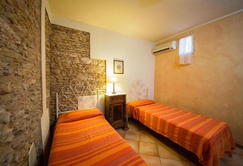 침실 2개 아파트, Agriturismo Le Querciole