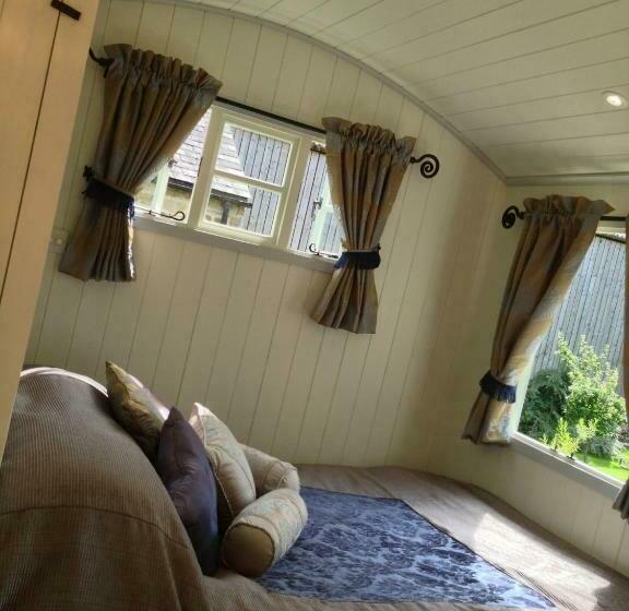 Номер Стандартный с Видом, Posh Huts Farmstay