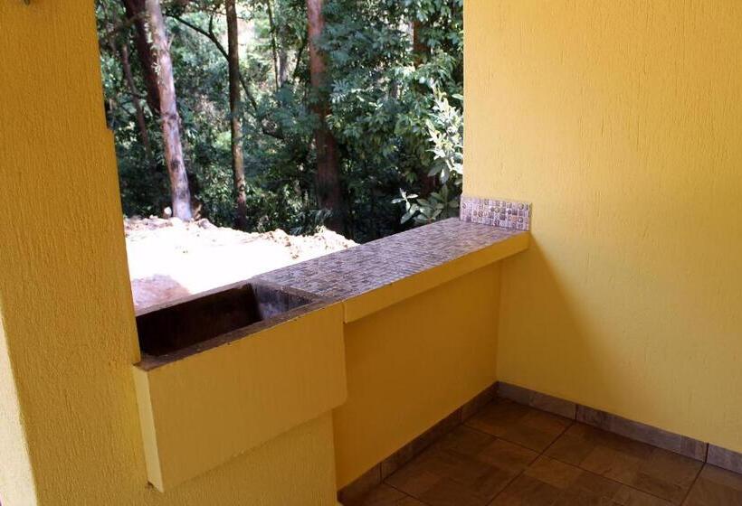 샬레, Camping E Pousada Paiol