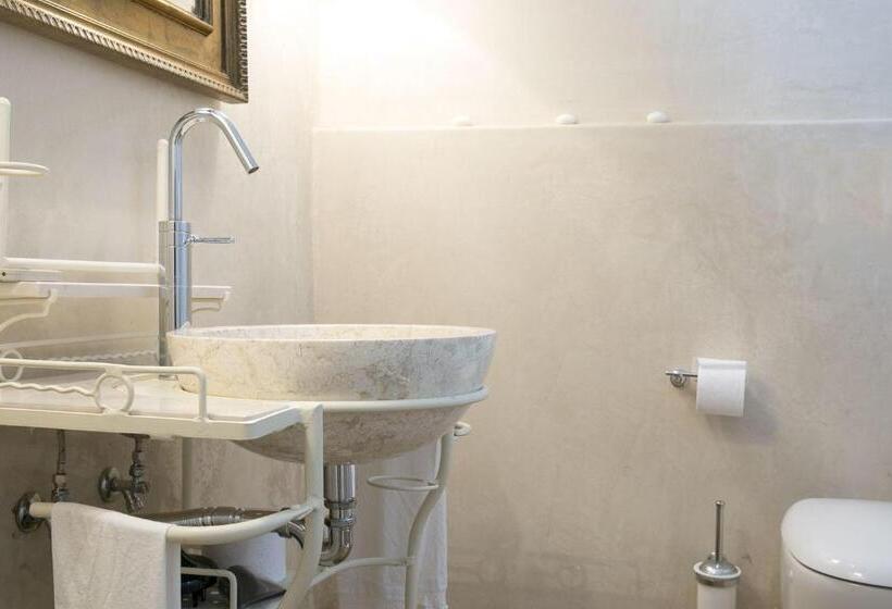 Четырехместный Номер Стандарт, Tenutayala   Residenza Agrituristica