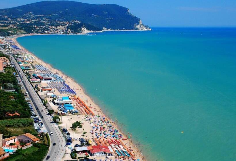 Апартаменты 1 Спальня, Lido Azzurro