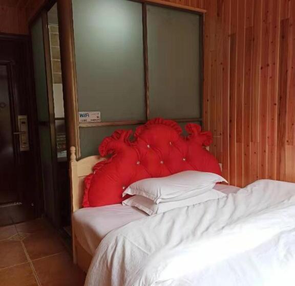 Номер Basic, Fenghuang Memory Linjiang Inn