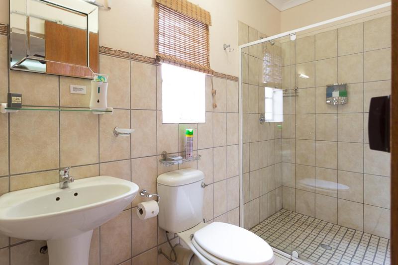Номер Стандарт Вид на Бассейн, Colesview Guest House