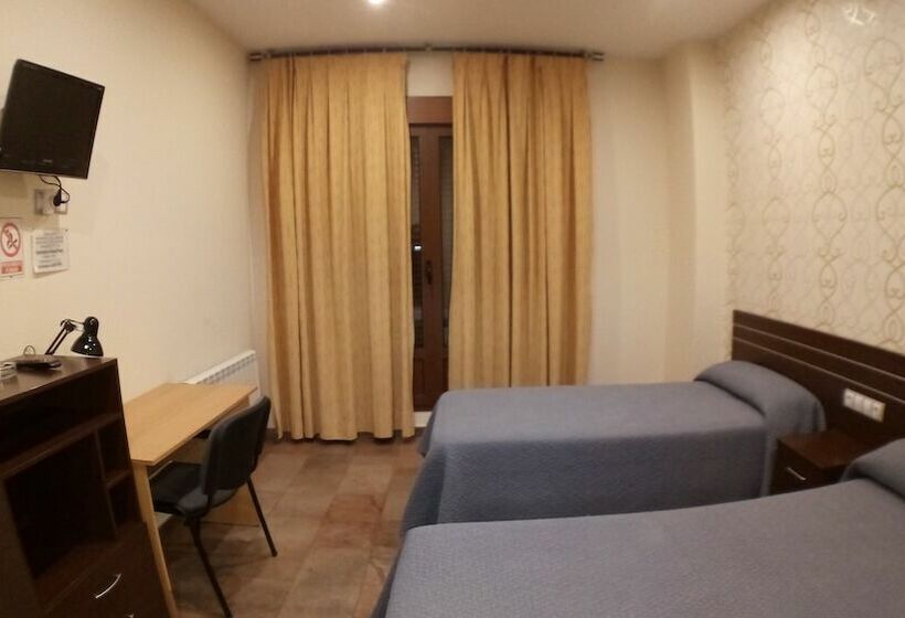 Номер Стандарт Индивидуальный, Hostal Venecia Ii
