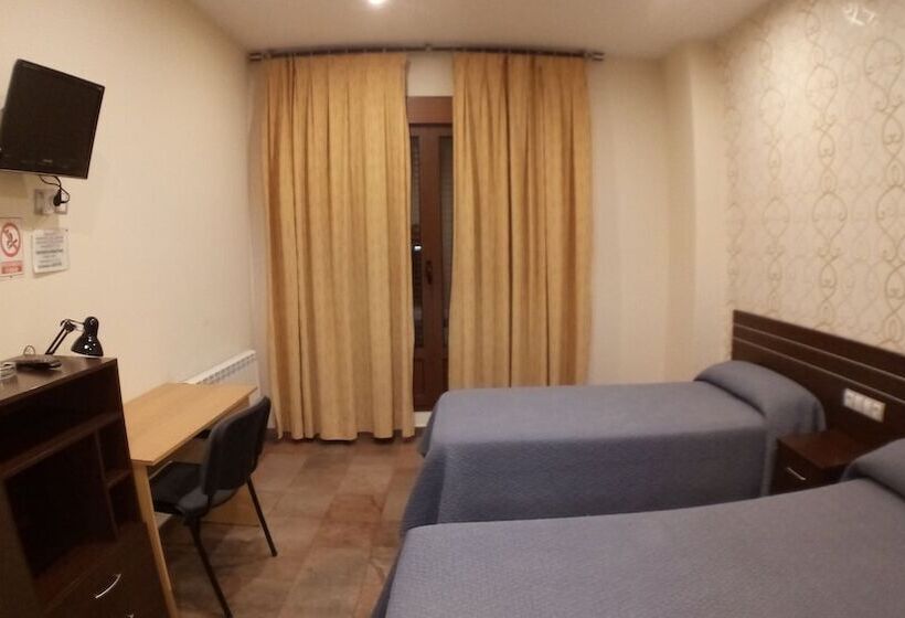 Номер Стандарт, Hostal Venecia Ii