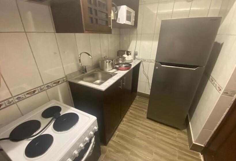 سوییت خانوادگی, Regent Hotel Apartments
