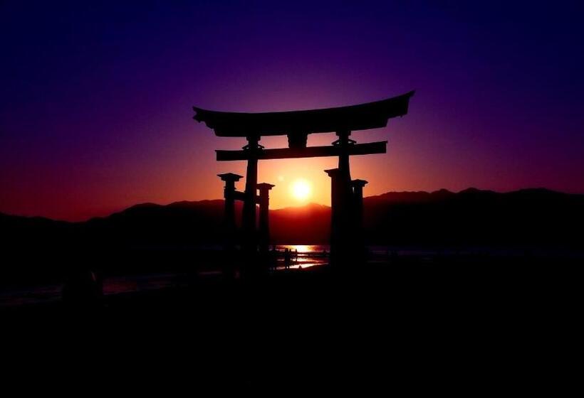 Четырехместный Номер Стандарт, Full House Miyajima