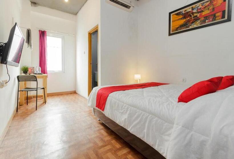 Номер Economy, Reddoorz Syariah At Taman Bendungan Asahan