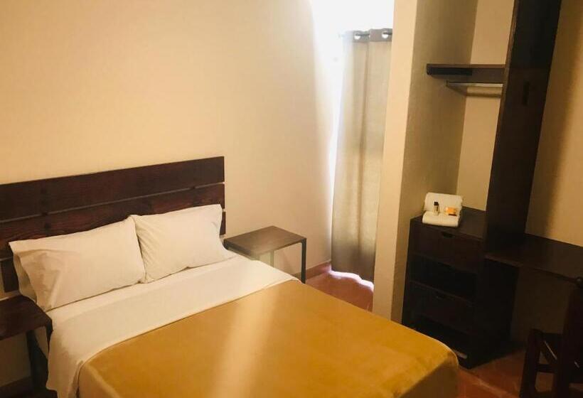 ２ベッドルームアパートメント, Camino De Allende