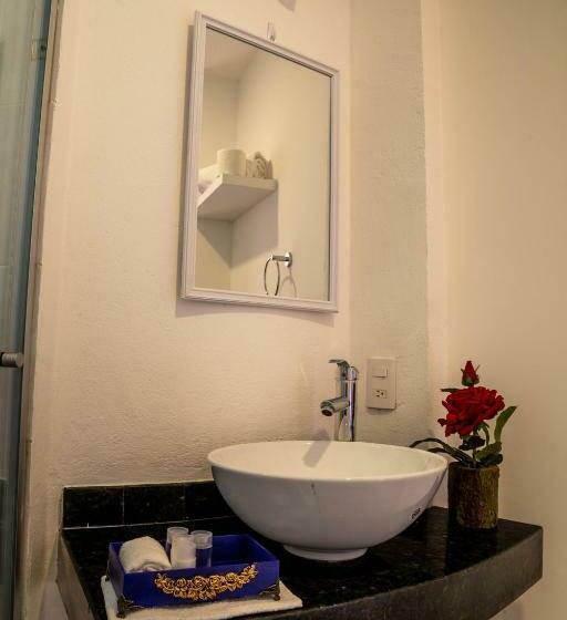 Deluxe Zimmer, El Pan Nuestro