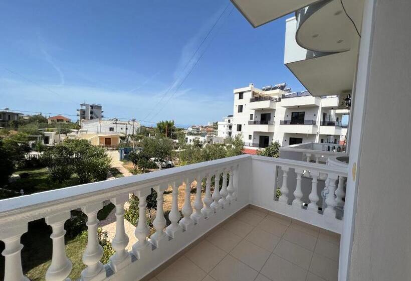 ویلای 2 خوابه, Vila Sidi
