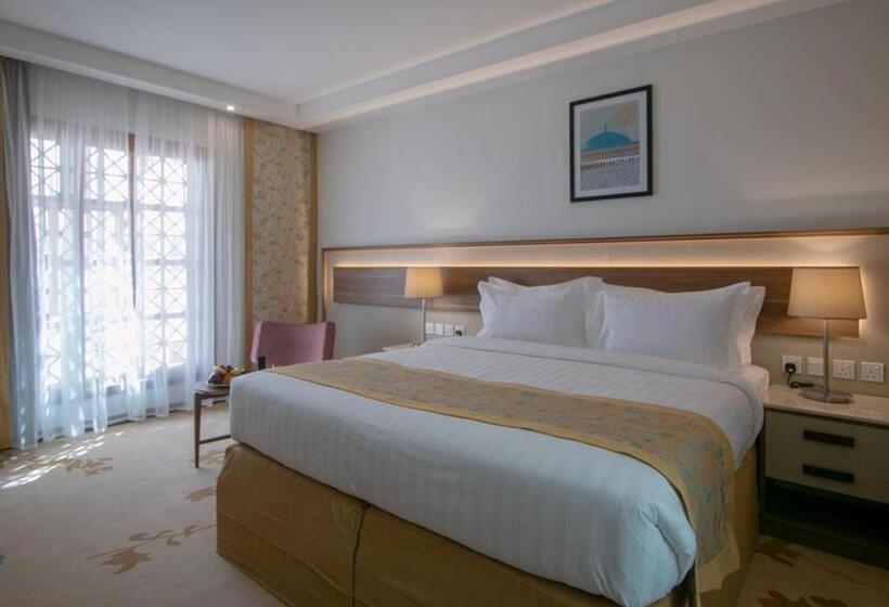 Junior Süit, Le Bosphorus Hotel   Waqf Safi