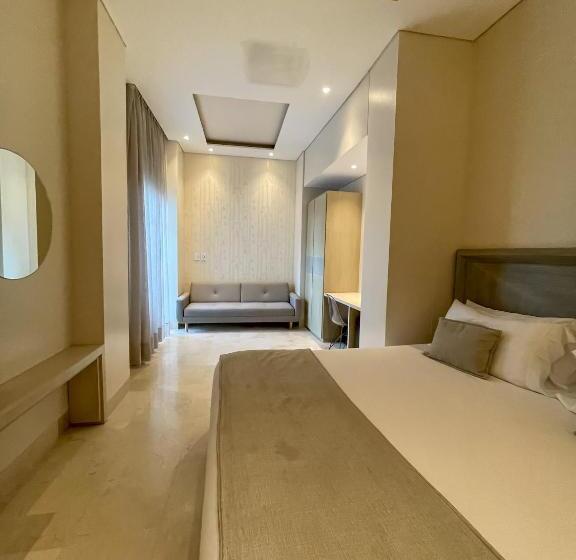 اتاق لوکس با تخت بزرگ, Alko Hotel Cotona